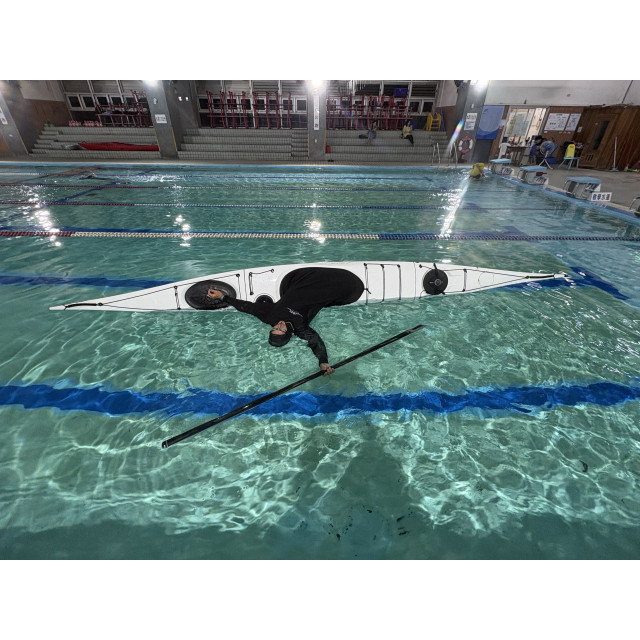 <Waveism> Carbon Fiber 3-Piece Sea Kayak - Trio